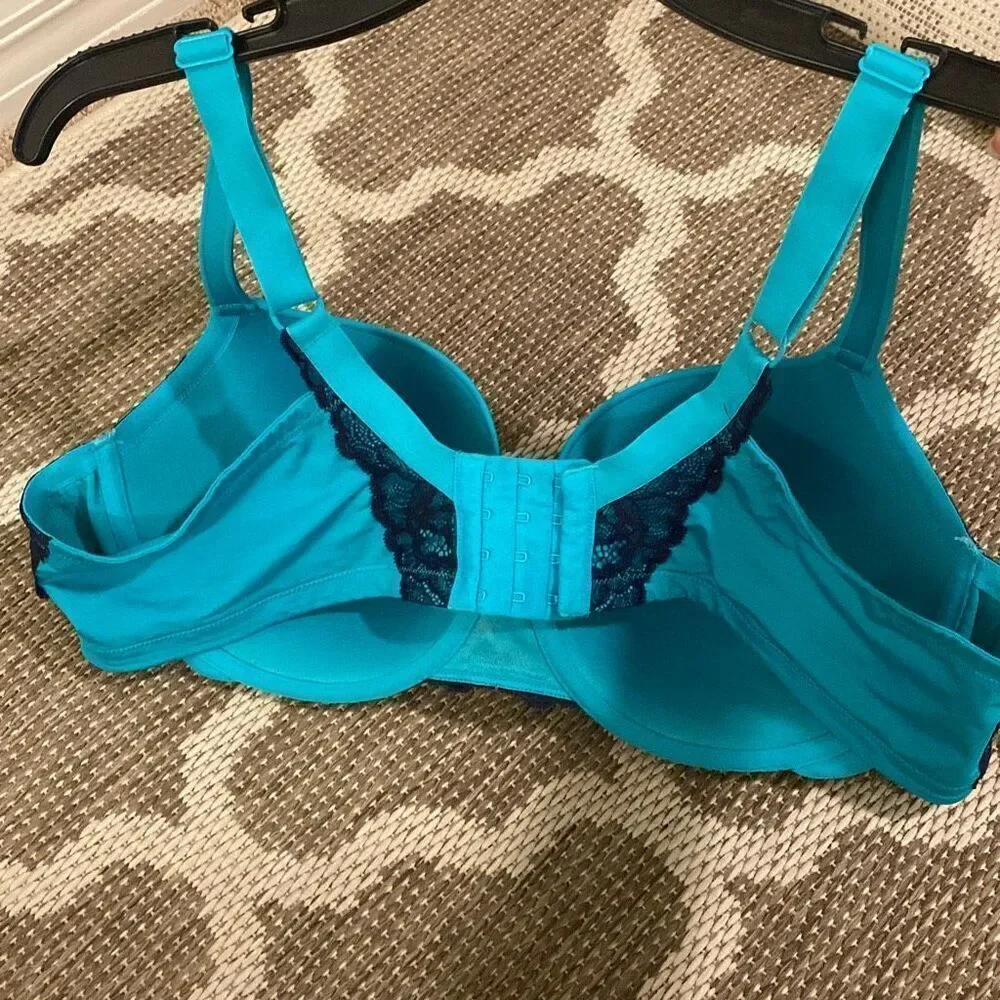 Torrid Bra size 44D